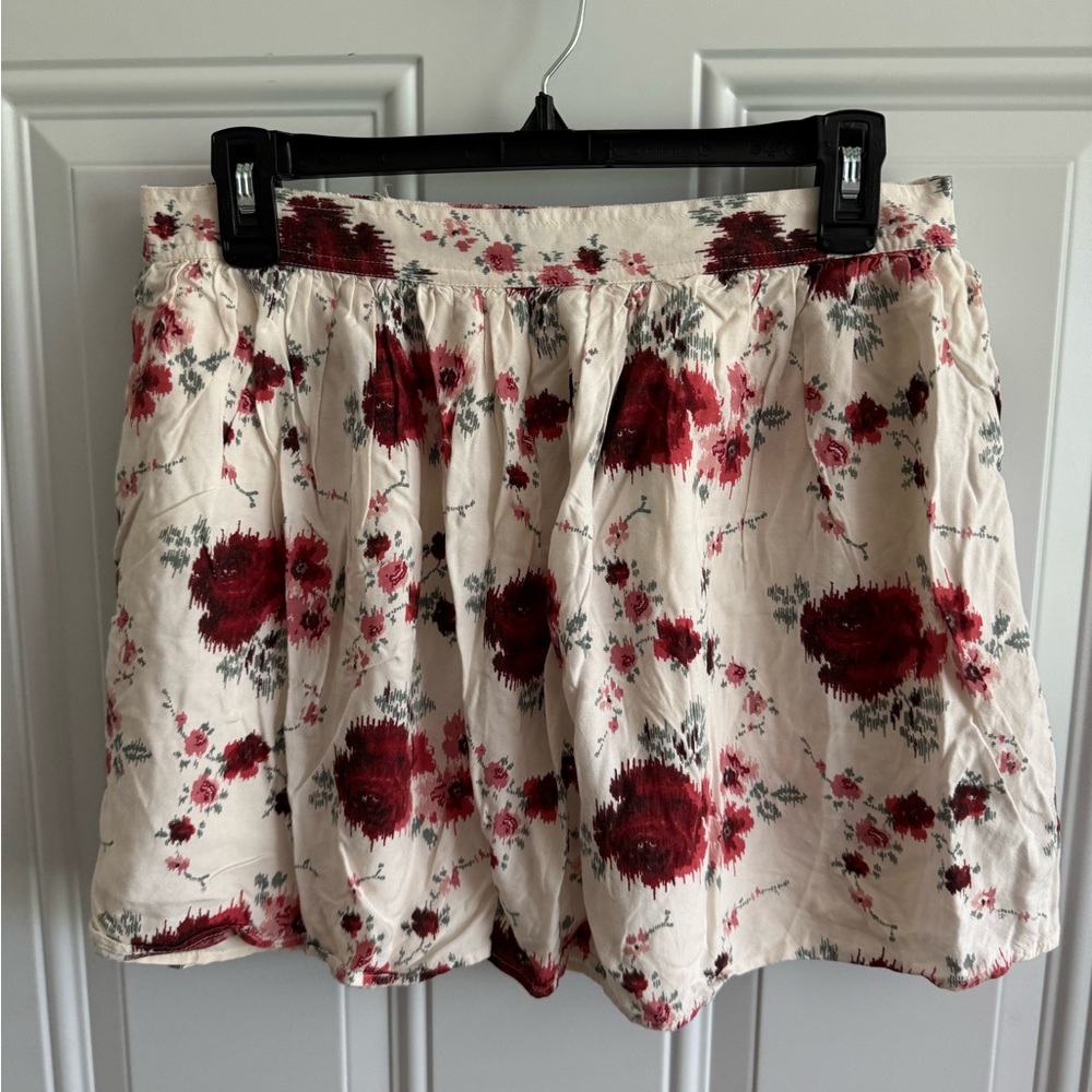 American Eagle Outfitters Cream and Red skirt with Floral Print